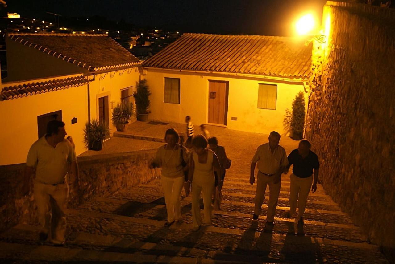 Hostal Colon Antequera Extérieur photo